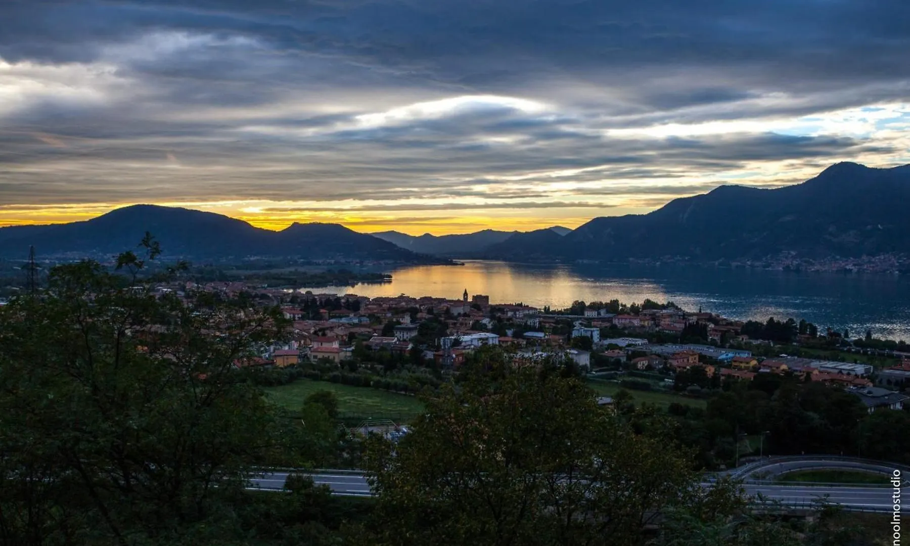 La Casa Del Patio Villa Iseo 0*,